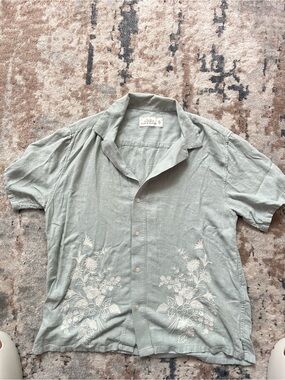 Abercrombie Camp Collar Linen-Blend Green Button-Up Shirt with Floral Embroidery